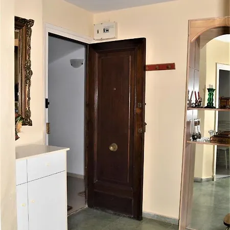아파트 Apartamento Familiar En Les Rotes